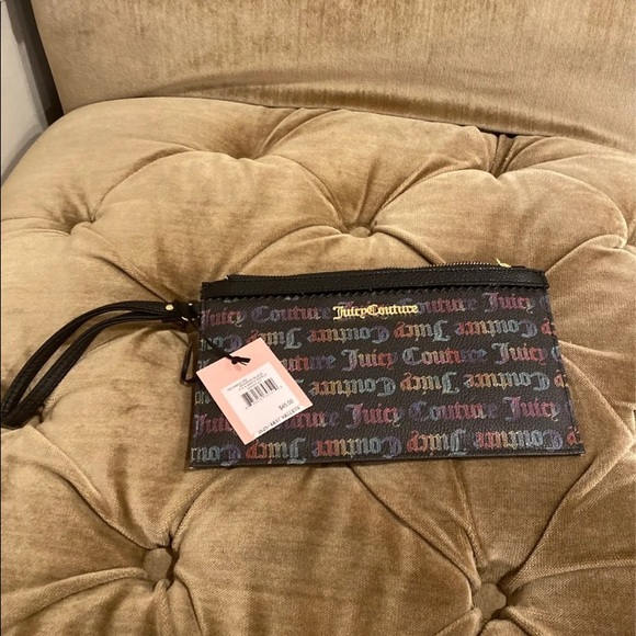 - Rainbow Black it’s a man’s world clutch/wristlet Juicy cou… - Picture 3 of 7